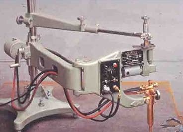 五金工具代理加盟 掘金2元店產品分類與五金零售新藍海